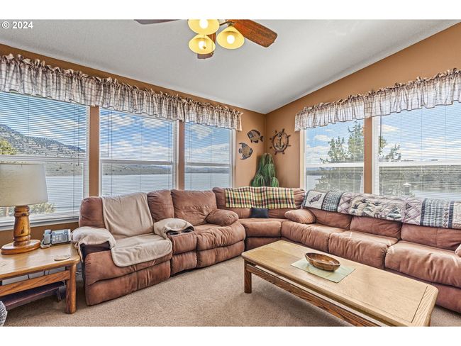 10934 Rattlesnake Ln, House other with 3 bedrooms, 2 bathrooms and 2 parking in Unity OR | Image 13