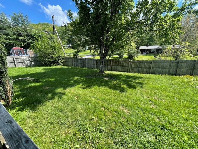 606 Kirby Rd, Home with 3 bedrooms, 2 bathrooms and null parking in Raven VA | Image 33