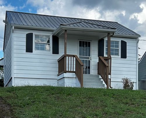 3819 Ashland City Hwy, Nashville, TN, 37218-2615 | Card Image