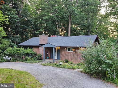 9 Wren Trl, FAIRFIELD, PA, 17320-8080 | Card Image
