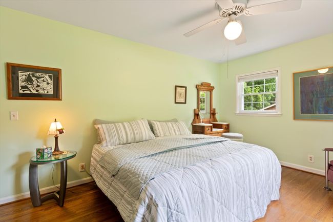 Bedroom 2 with walk in closet. | Image 21