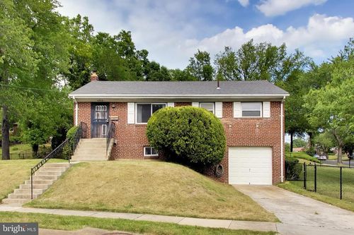 4206 Lyons St, TEMPLE HILLS, MD, 20748-3254 | Card Image