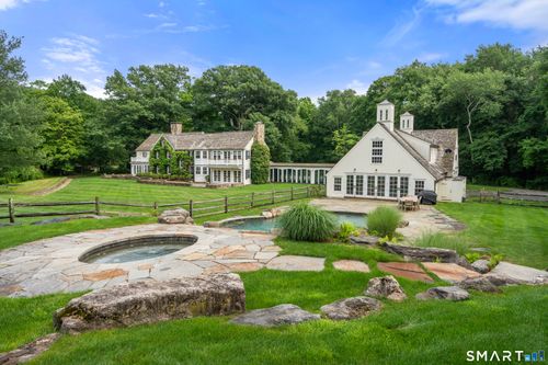 80 Governors Ln, Fairfield, CT, 06824-2106 | Card Image