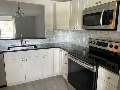 apt-205-805 Cypress Blvd, Pompano Beach, FL, 33069-4041 | Card Image