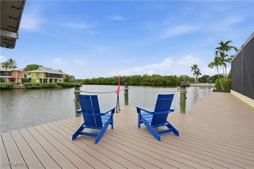 4882 Regal Dr, BONITA SPRINGS, FL, 34134-3925 | Card Image