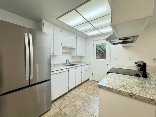 1975 Olmo Way, Walnut Creek, CA, 94598-1439 | Card Image