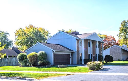380 Ventura Club Dr, Roselle, IL, 60172-1453 | Card Image