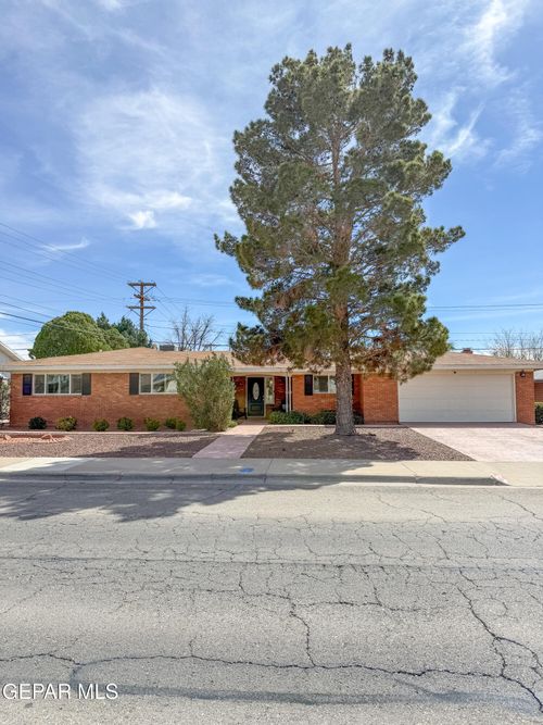 8408 Edgemere Boulevard, El Paso, TX, 79912 | Card Image