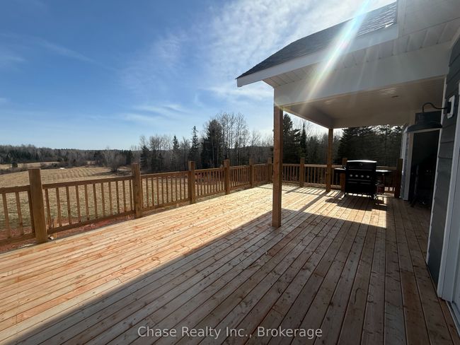 141 3 Mile Lake Rd, House other with 3 bedrooms, 2 bathrooms and 10 parking in Katrine ON | Image 32
