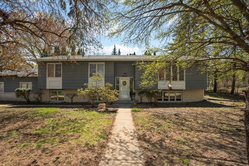 18885 Valley View Rd, Eden Prairie, MN, 55346-3942 | Card Image