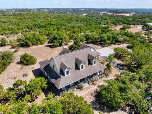 601 Hays Country Acres Rd, Dripping Springs, TX, 78620-3985 | Card Image
