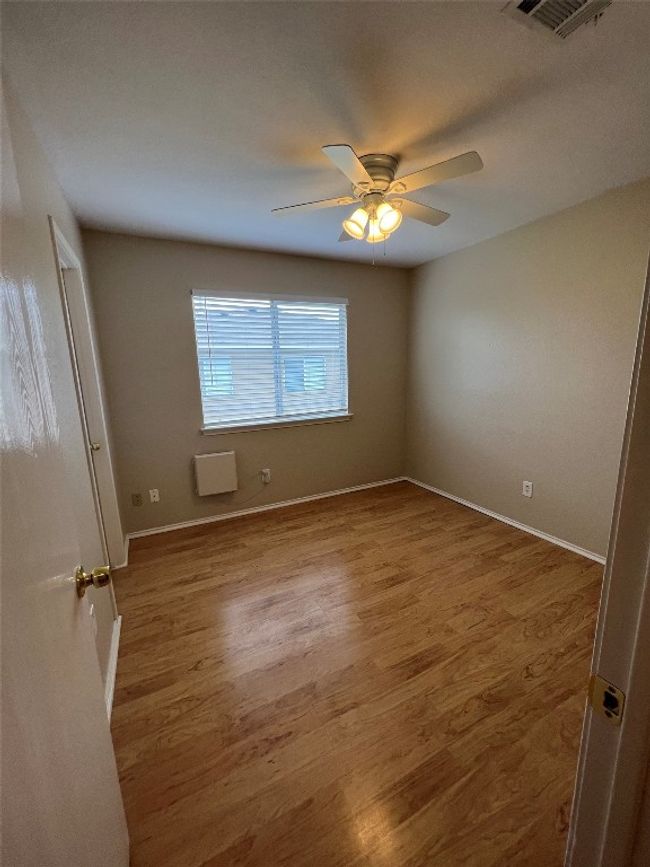 Secondary bedroom #2 | Image 27