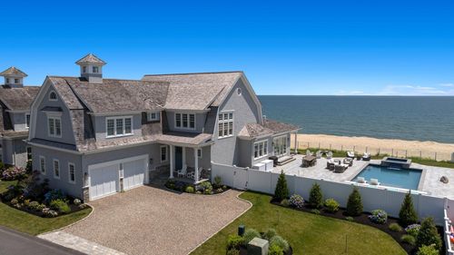 50 Coastline Dr, Mashpee, MA, 02649-1415 | Card Image