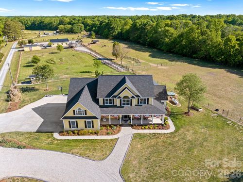 417 Clontz Rd, Indian Trail, NC, 28079-7748 | Card Image
