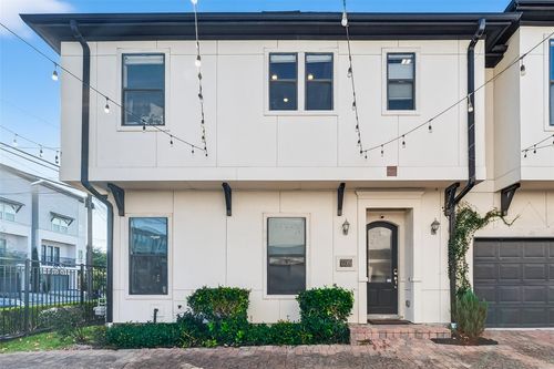 605 Meadow St, Houston, TX, 77020-5941 | Card Image