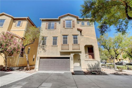 8932 Jennifer Anne Ave, Las Vegas, NV, 89149-4460 | Card Image