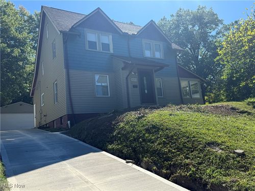 19151 Genesee Rd, Euclid, OH, 44117-2358 | Card Image