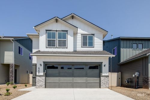4155 N Delphi Ave, Meridian, ID, 83646-8718 | Card Image