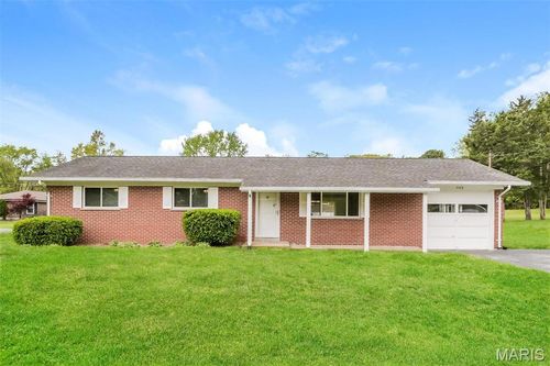 4428 Green Valley Dr, Arnold, MO, 63010-3407 | Card Image