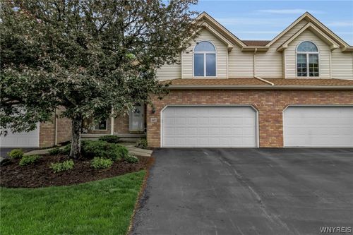 48 Pineview Ct, West Seneca, NY, 14224-4651 | Card Image