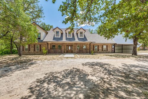 2865 J E Woody Rd, Springtown, TX, 76082-6231 | Card Image