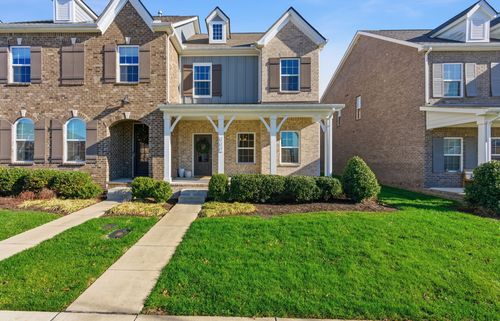227 Tanglewood Ln, Hendersonville, TN, 37075-1479 | Card Image