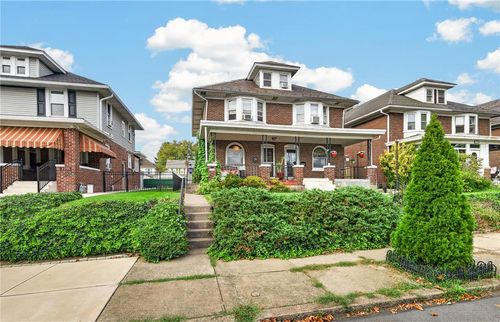 2221 Fairview Ave, EASTON, PA, 18042-3847 | Card Image