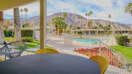 472 Sandpiper St, Palm Desert, CA, 92260-3422 | Card Image