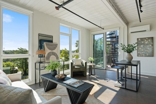 apt-318-2140 Byrum Ave, Nashville, TN, 37203-5593 | Card Image