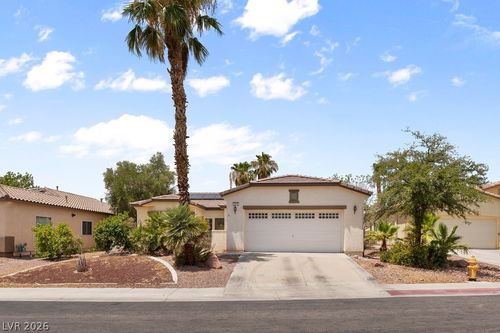 6243 Black Mane Way, North Las Vegas, NV, 89081-6700 | Card Image