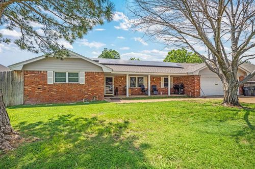 1710 Nw 31st St, Lawton, OK, 73505-3845 | Card Image