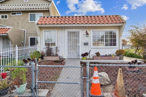 708 Sequoia Boulevard, Tracy, CA, 95376 | Card Image