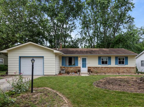 2305 Glenoak Dr, Champaign, IL, 61821-6219 | Card Image