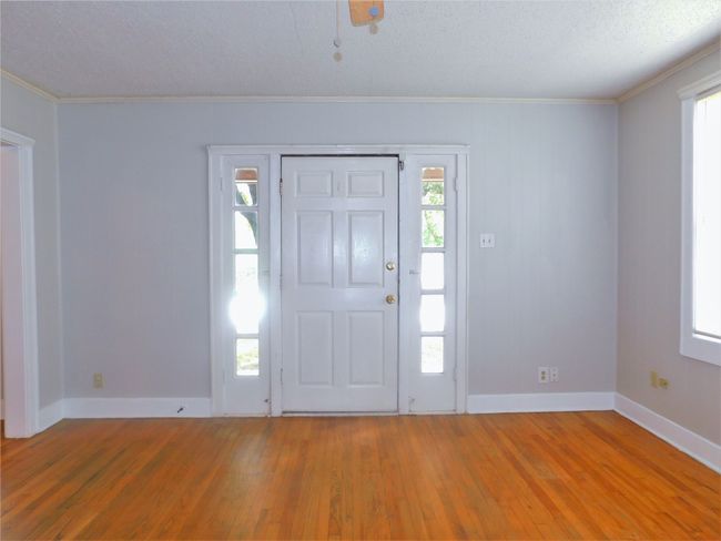 1609 N Locust St, Home with 2 bedrooms, 1 bathrooms and null parking in Denton TX | Image 4
