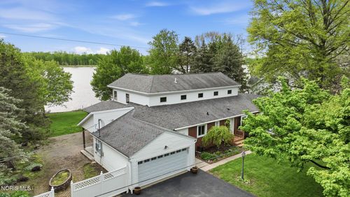 707 Catherine Dr, Liberty Center, OH, 43532-9781 | Card Image