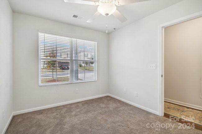 Downstairs Bedroom | Image 7