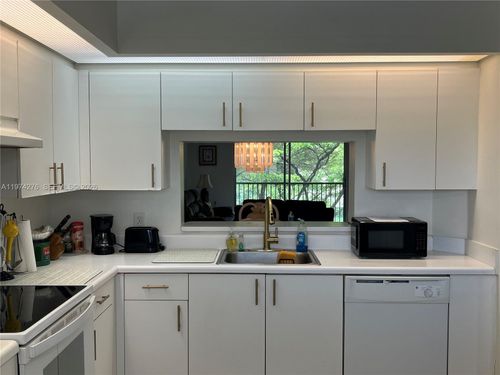 apt-313l-13105 Sw 16th Ct, Pembroke Pines, FL, 33027-2482 | Card Image