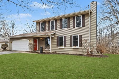 7657 Cottonwood, Richland, MI, 49083-9748 | Card Image