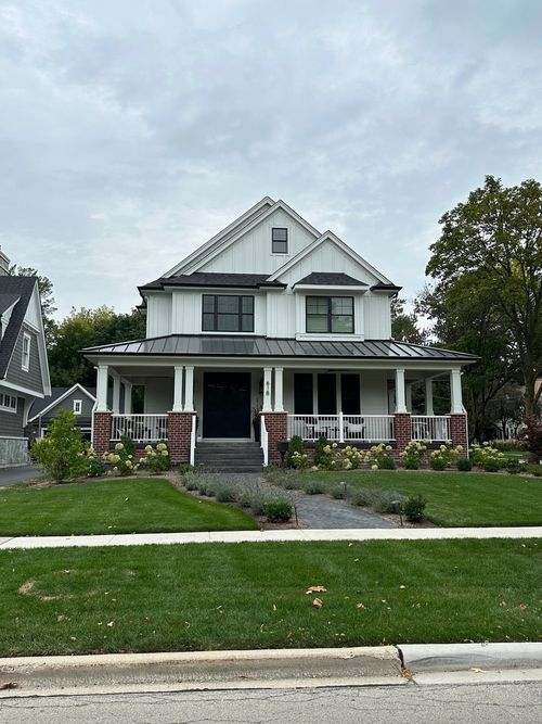 241 Coe Rd, Clarendon Hills, IL, 60514-1005 | Card Image