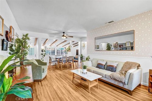 7758 Chimineas Ave, Reseda, CA, 91335 | Card Image