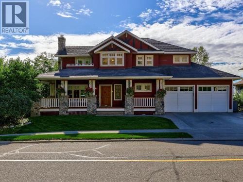 300 Mariposa Crt, Kamloops, BC, V2H1R3 | Card Image