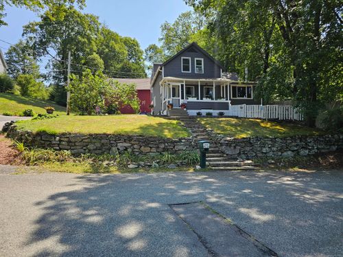 79 Roosevelt Ave, Norwich, CT, 06360-3343 | Card Image