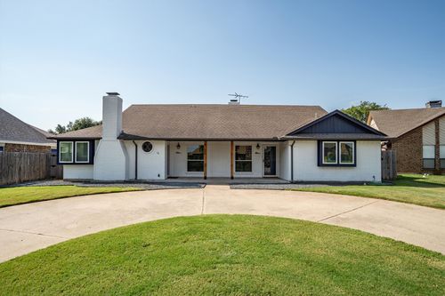 7816 Cardinal Ct, North Richland Hills, TX, 76180-6201 | Card Image