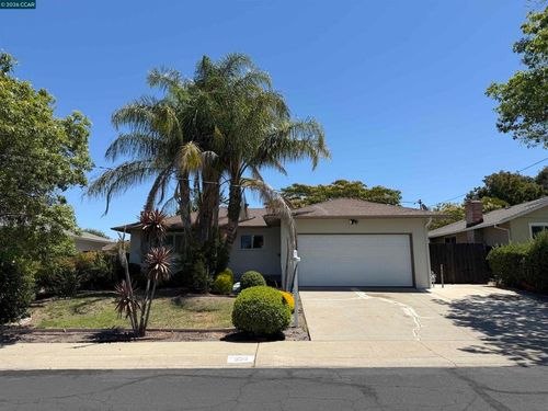 930 Sassel Ave, Concord, CA, 94518-2525 | Card Image