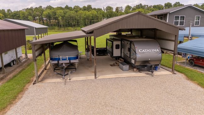 1038 Wc Pickett Rd, Home with 0 bedrooms, 0 bathrooms and null parking in Clifton TN | Image 19