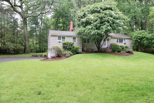 7 Bittersweet Ln, Westport, CT, 06880-2102 | Card Image