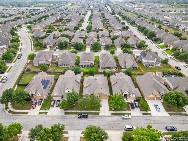 917 Miraflores, House other with 3 bedrooms, 4 bathrooms and null parking in Cibolo TX | Image 43