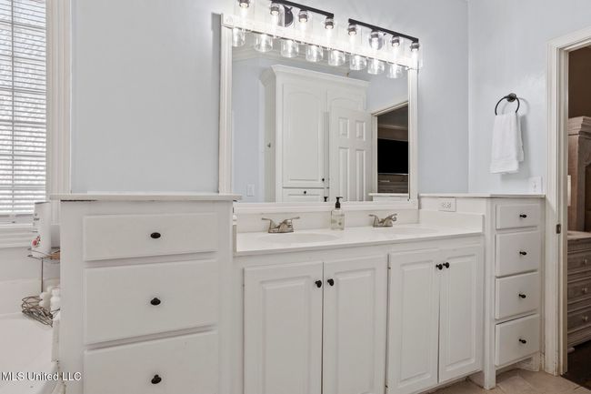 513 Windsor-25 | Image 25