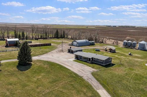 104040 Range Road 111, Bow Island, AB, T0K0G0 | Card Image