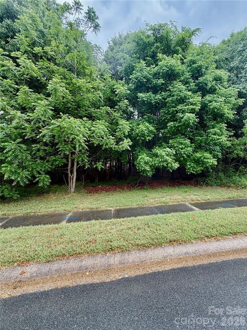 1808 Brandywine Dr, Matthews, NC, 28105-2356 | Card Image
